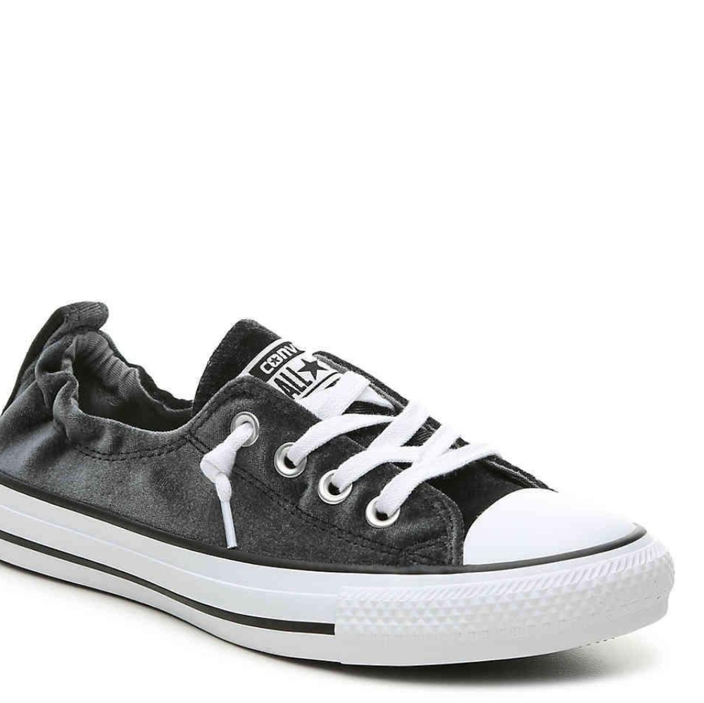 Converse Chuck Taylor velour Shoreline slip ons. Size 10